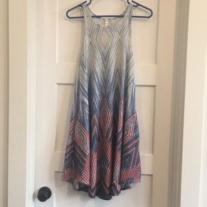 NEVER WORN Soft Zigzag Tunic with Pockets!